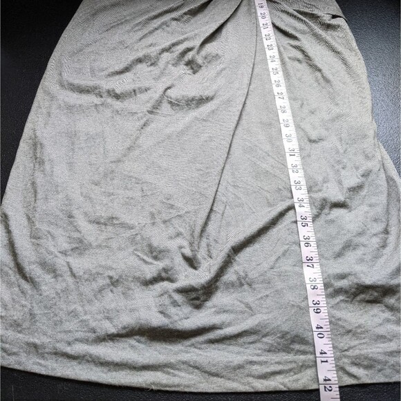 Escada V-Neck Sleeveless Knit Sheath Cactus Dress - Picture 5 of 16